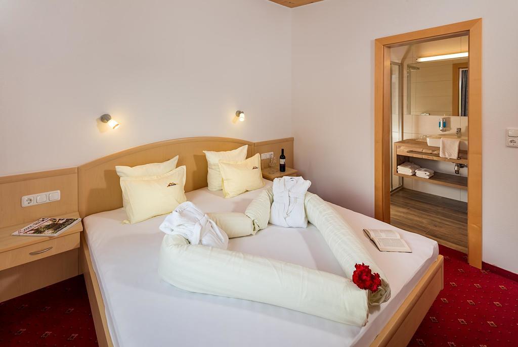 Apart-Hotel Bergkoenig Fiss Dış mekan fotoğraf